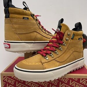 Vans Men’s Sk8-Hi Dr Mte-2
Pop Lace Tan
VN0009QMJM9
Boots Cold Weather Sneakers